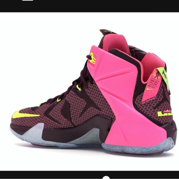 NIKE LEBRON 12 - Picture 2 of 16